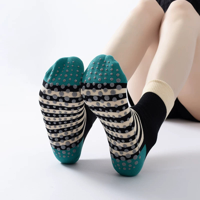 Crystorax | Contrast Stripe Non-Slip Yoga Socks for Women, Mid-Calf Pilates Socks for Indoor Fitness and Floor Training
