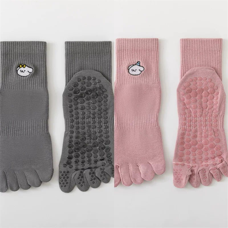 Crystorax | Five-Toe Yoga Mid-Calf Socks for Women, Non-Slip Split-Toe Pilates Socks for Spring and Autumn Fitness
