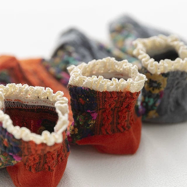 Crystorax | 3-Pack Retro Floral Twist Knit Mid-Calf Socks for Women, Textured Cotton Socks with 3D Flower Details