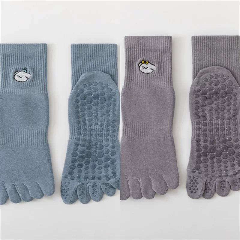 Crystorax | Five-Toe Yoga Mid-Calf Socks for Women, Non-Slip Split-Toe Pilates Socks for Spring and Autumn Fitness