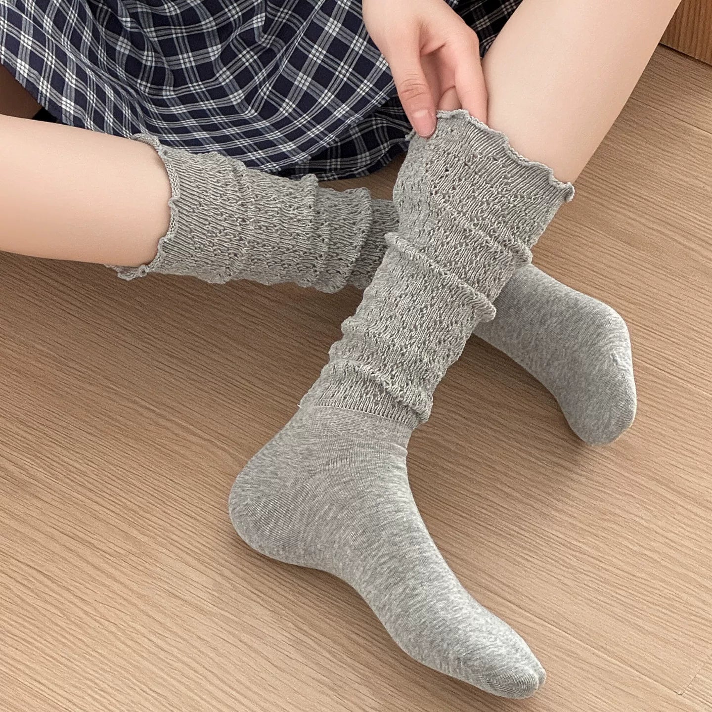 Crystorax | Women’s Knit Calf Socks with Lace Trim Detail