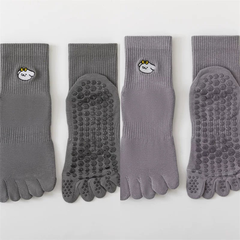 Crystorax | Five-Toe Yoga Mid-Calf Socks for Women, Non-Slip Split-Toe Pilates Socks for Spring and Autumn Fitness