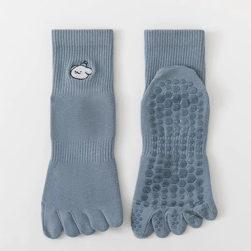 Crystorax | Five-Toe Yoga Mid-Calf Socks for Women, Non-Slip Split-Toe Pilates Socks for Spring and Autumn Fitness
