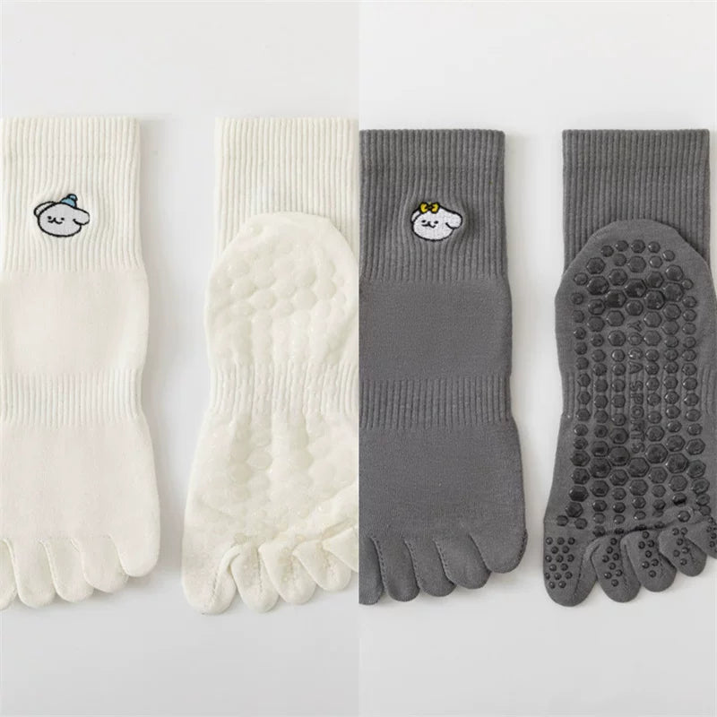 Crystorax | Five-Toe Yoga Mid-Calf Socks for Women, Non-Slip Split-Toe Pilates Socks for Spring and Autumn Fitness