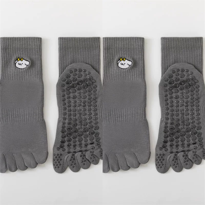 Crystorax | Five-Toe Yoga Mid-Calf Socks for Women, Non-Slip Split-Toe Pilates Socks for Spring and Autumn Fitness