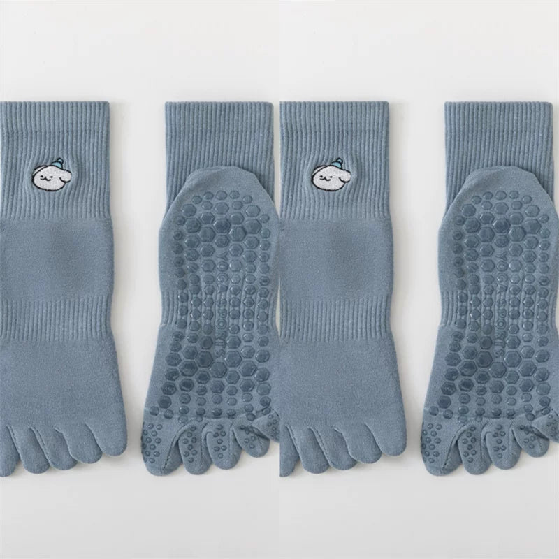 Crystorax | Five-Toe Yoga Mid-Calf Socks for Women, Non-Slip Split-Toe Pilates Socks for Spring and Autumn Fitness