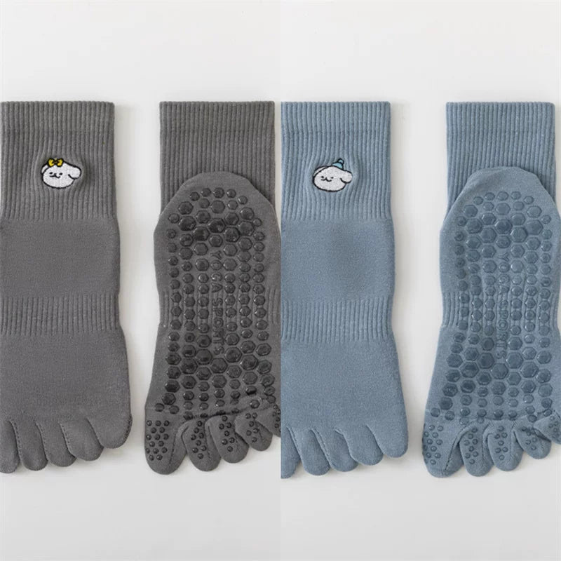 Crystorax | Five-Toe Yoga Mid-Calf Socks for Women, Non-Slip Split-Toe Pilates Socks for Spring and Autumn Fitness