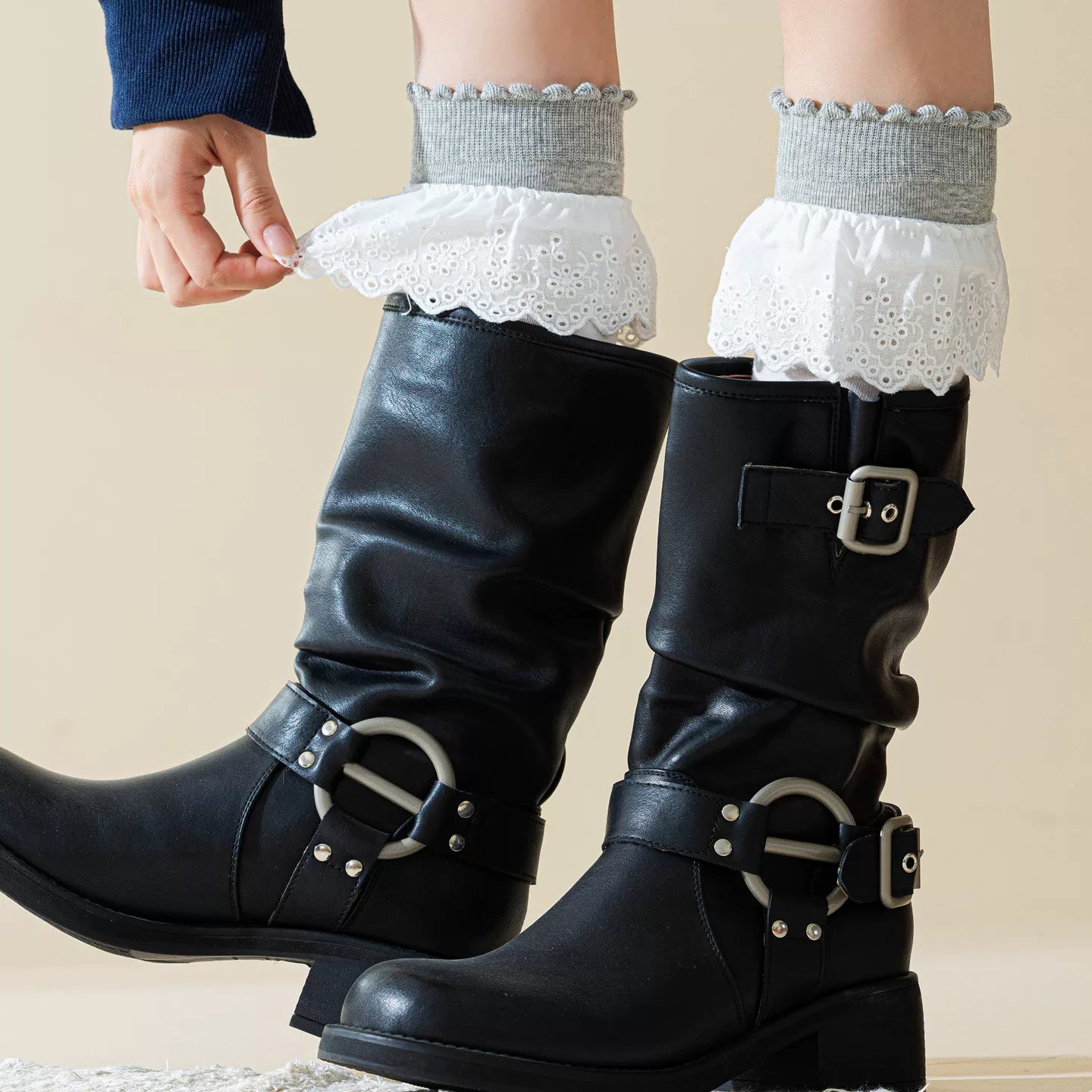 Crystorax | Calf-Length Cotton Socks for Women with Ruffled Lace Trim